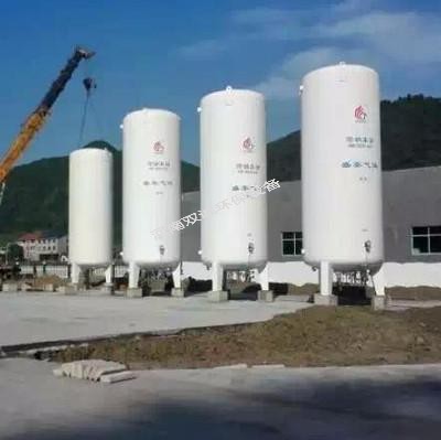 為什么氣體行業常用低溫液壓儲罐?-雙誠